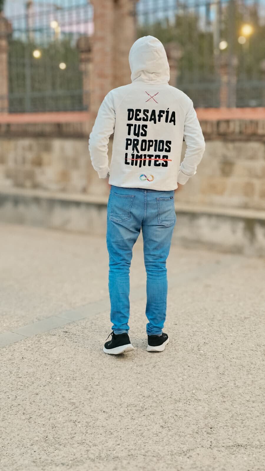 Sudadera Neurodivergent University