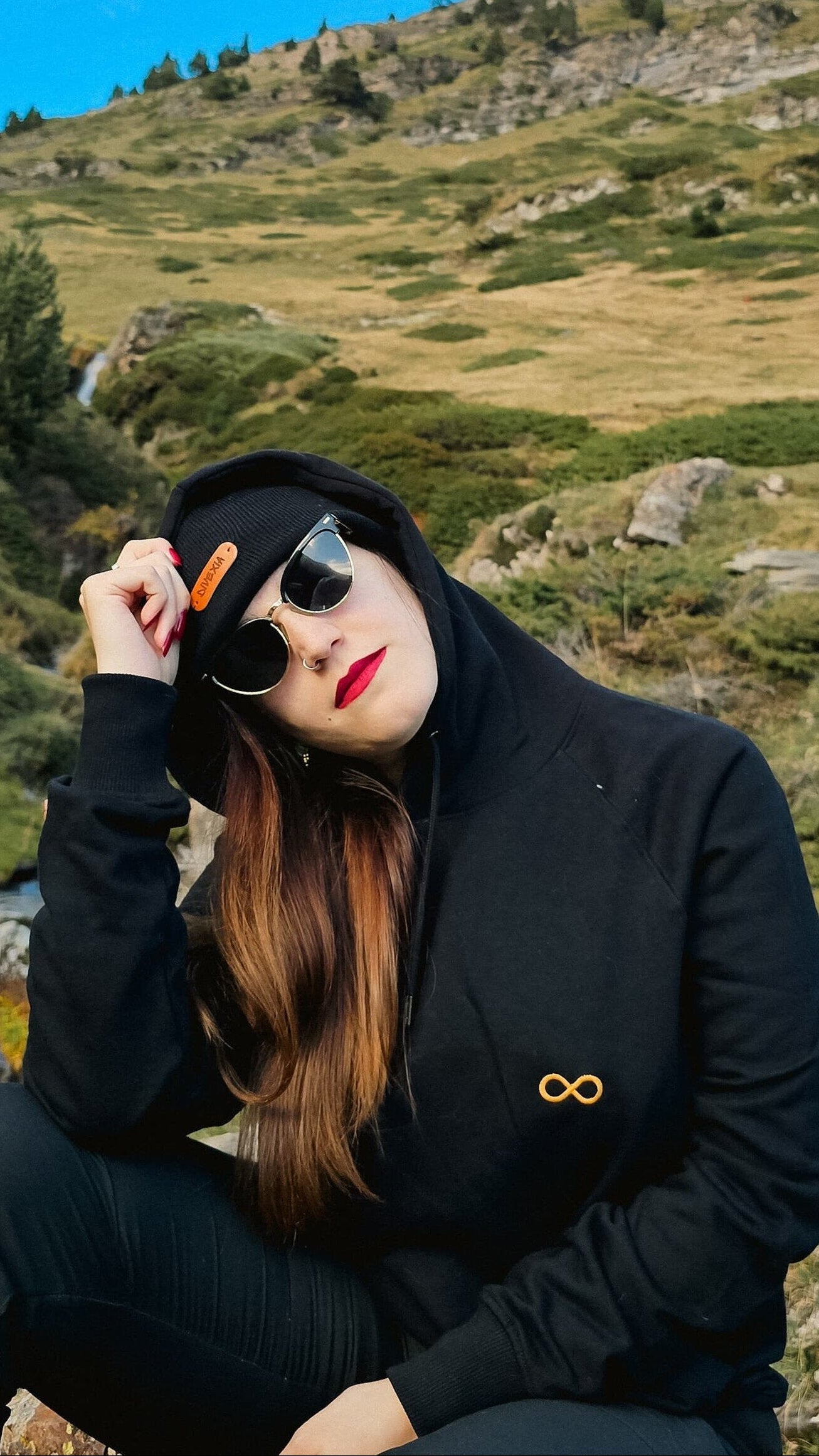 Sudadera Infinito Dorado